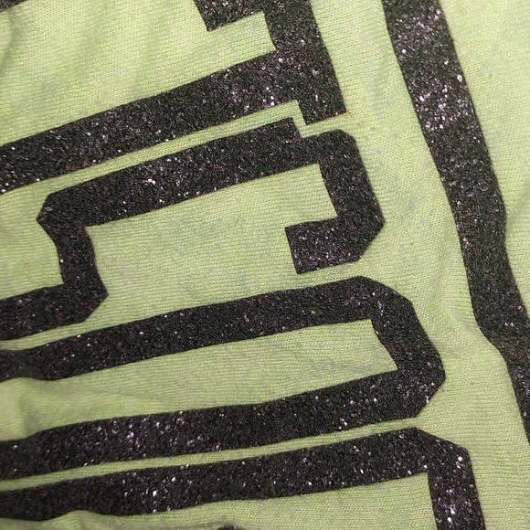 Shirt - Picture 2 of 3